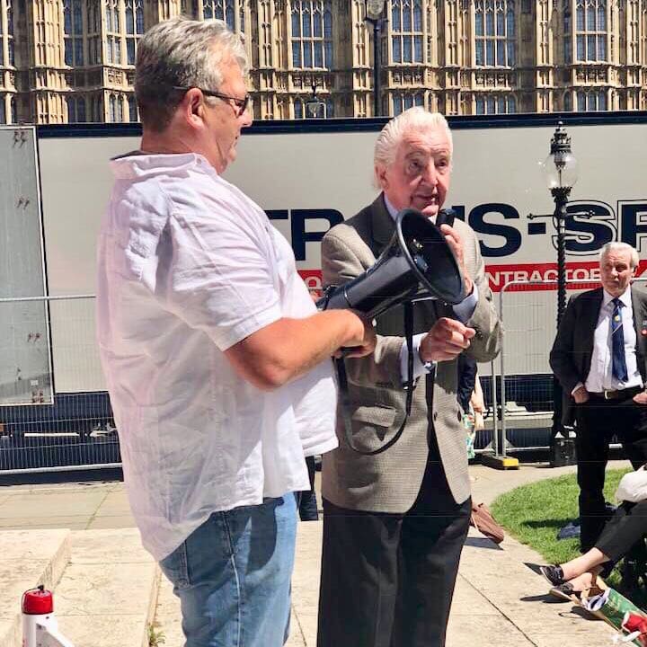 Dennis Skinner speaking at the miners rally